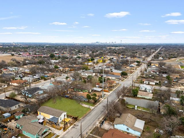 1017 Patton, San Antonio, TX 78237