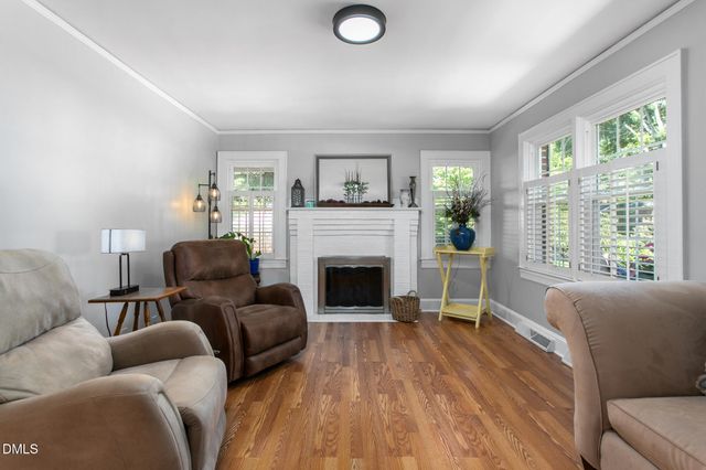 1111 N Woodleigh Circle, Reidsville, NC 27320