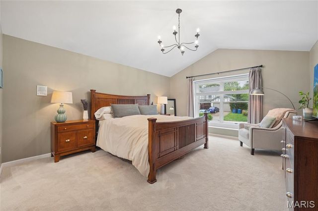 2750 Sherborn Lane, St Charles, MO 63301