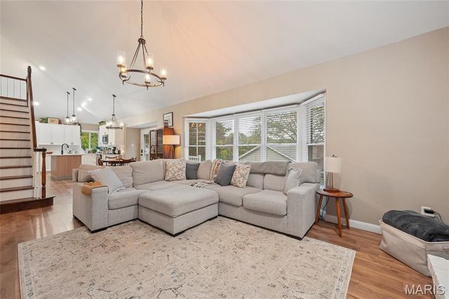 2750 Sherborn Lane, St Charles, MO 63301
