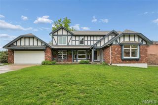 2750 Sherborn Lane, St Charles, MO 63301