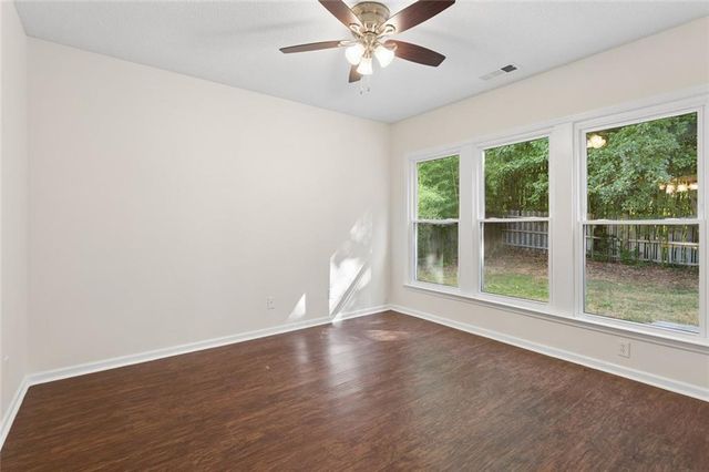 1628 Woodsford Road NW, Kennesaw, GA 30152