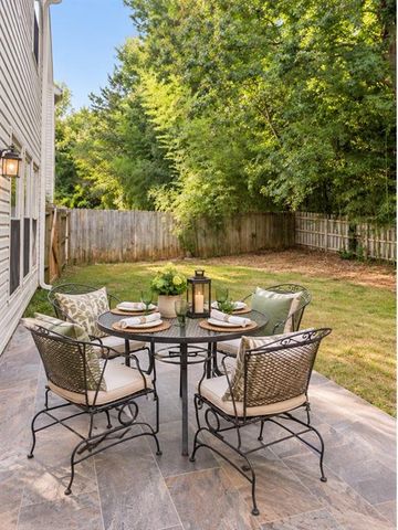 1628 Woodsford Road NW, Kennesaw, GA 30152