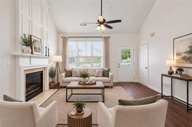 1628 Woodsford Road NW, Kennesaw, GA 30152