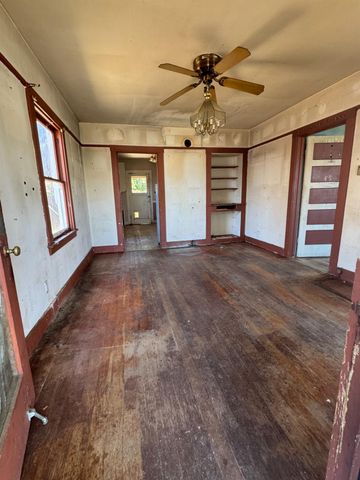 4005 San Carlos Way, Sacramento, CA 95820