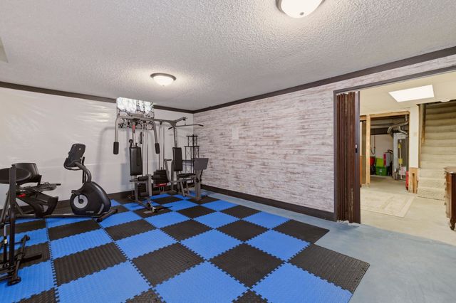 3821 N Porter Ave, Wichita, KS 67204