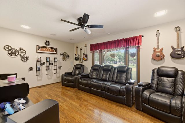 3821 N Porter Ave, Wichita, KS 67204