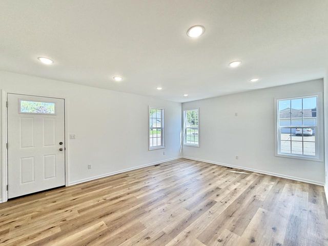 28 N Third STREET, Darien, WI 53114