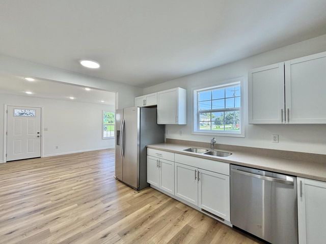 28 N Third STREET, Darien, WI 53114