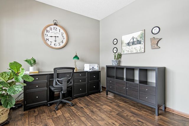 8841 197th Street W, Lakeville, MN 55044