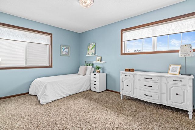 8841 197th Street W, Lakeville, MN 55044