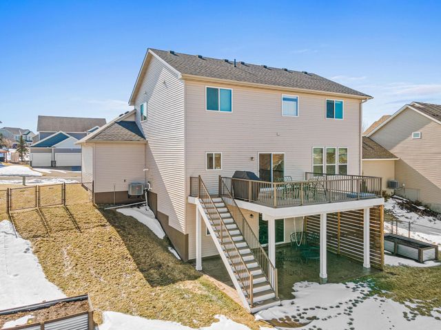 8841 197th Street W, Lakeville, MN 55044