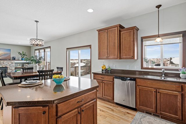 8841 197th Street W, Lakeville, MN 55044