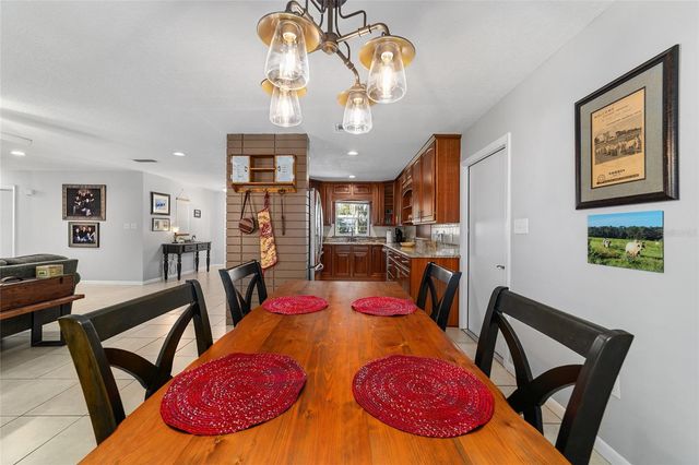 1111 SE 14TH AVENUE, Ocala, FL 34471