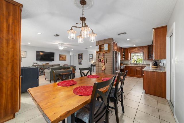 1111 SE 14TH AVENUE, Ocala, FL 34471