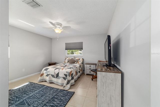 1111 SE 14TH AVENUE, Ocala, FL 34471