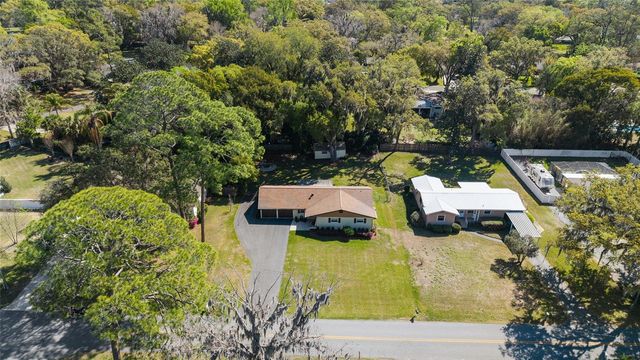 1111 SE 14TH AVENUE, Ocala, FL 34471