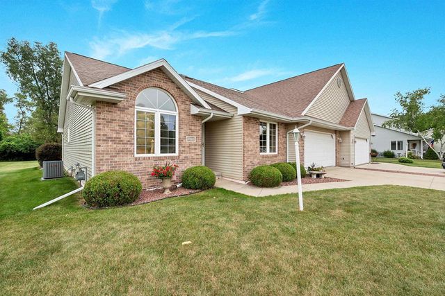 3429 EAST RIVER DRIVE, Green Bay, WI 54301