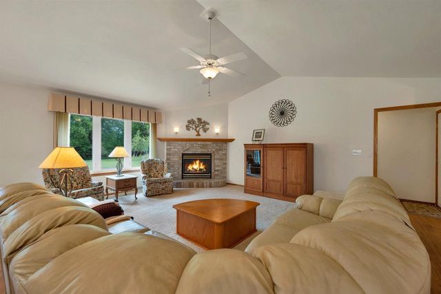 3429 EAST RIVER DRIVE, Green Bay, WI 54301