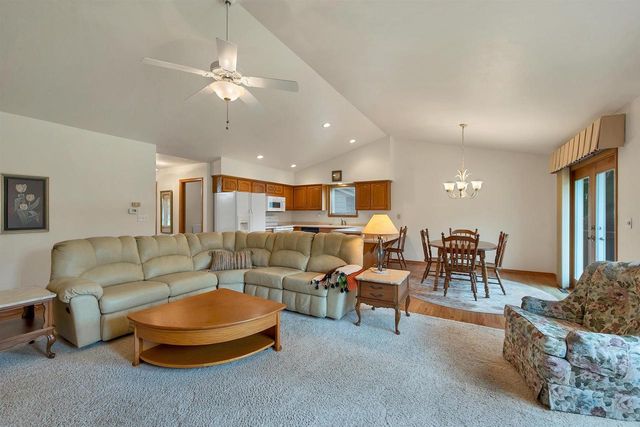 3429 EAST RIVER DRIVE, Green Bay, WI 54301