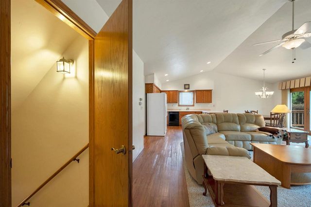 3429 EAST RIVER DRIVE, Green Bay, WI 54301
