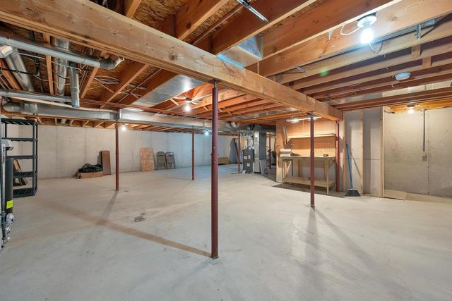 3429 EAST RIVER DRIVE, Green Bay, WI 54301