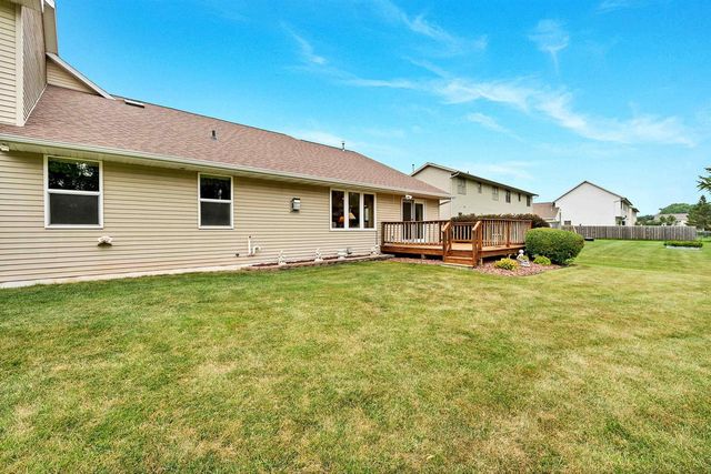 3429 EAST RIVER DRIVE, Green Bay, WI 54301