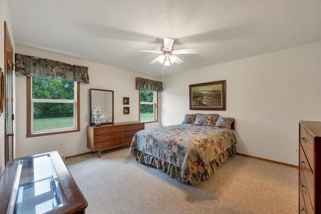 3429 EAST RIVER DRIVE, Green Bay, WI 54301