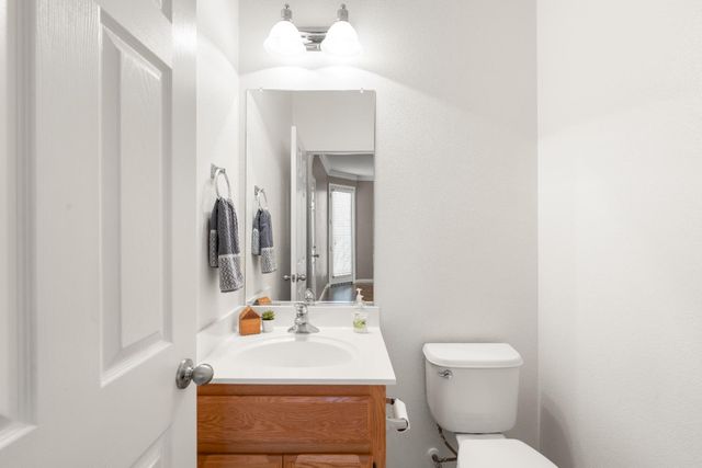 11037 International Dr, Rancho Cordova, CA 95670