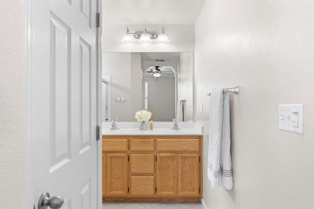 11037 International Dr, Rancho Cordova, CA 95670