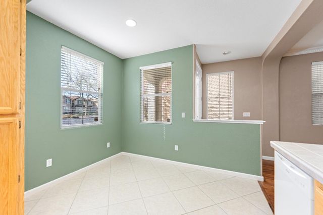 11037 International Dr, Rancho Cordova, CA 95670