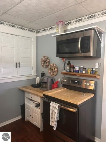 1850 Michigan Avenue, Alma, MI 48801