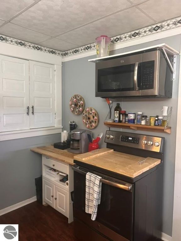 Image 18 of property listing at 1850 Michigan Avenue, Alma, MI 48801