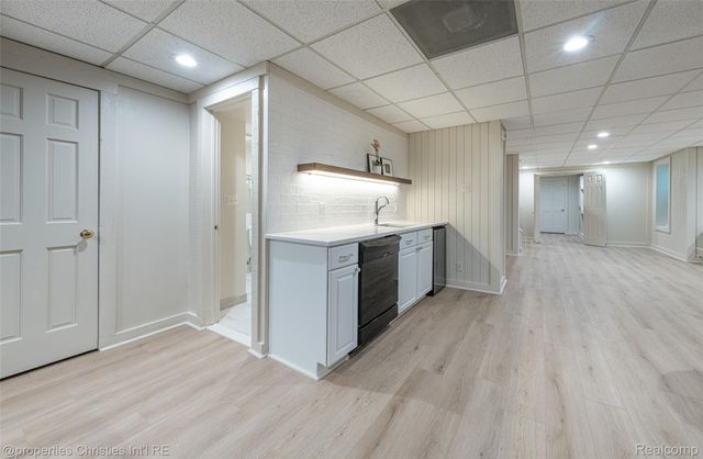 1333 N Adams Road, Birmingham, MI 48009