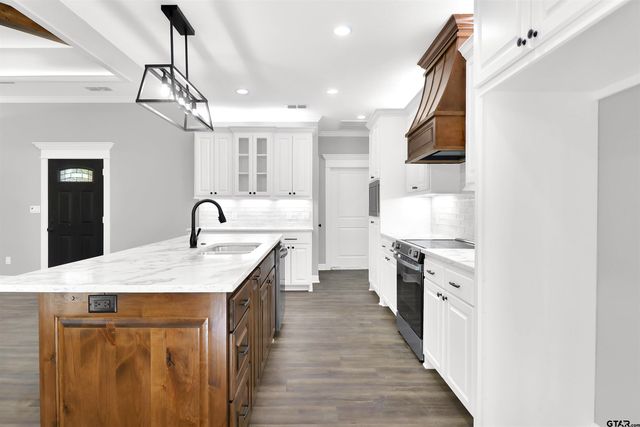 105 Johnston, Arp, TX 75750