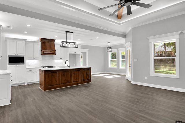 105 Johnston, Arp, TX 75750