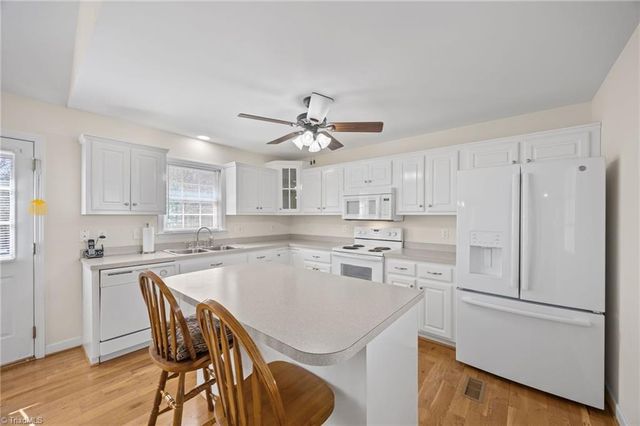 2559 Butterfly Trail, Randleman, NC 27317