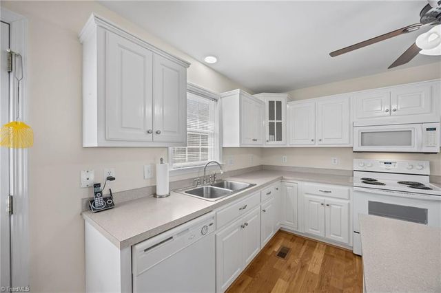 2559 Butterfly Trail, Randleman, NC 27317