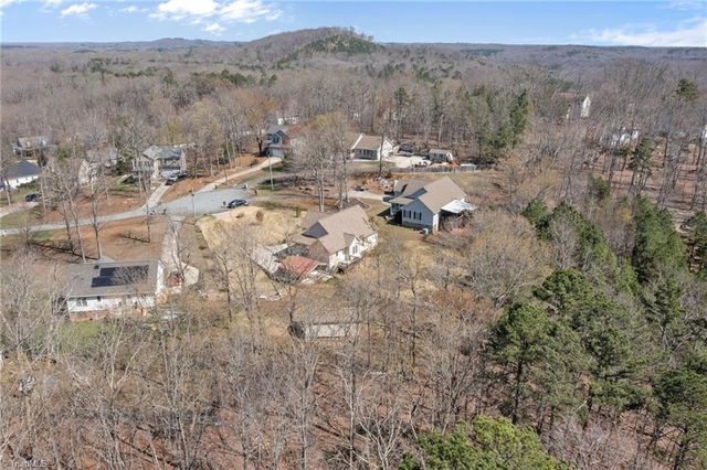 2559 Butterfly Trail, Randleman, NC 27317