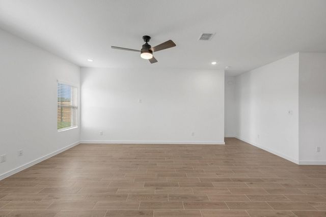 420 East Rose Marie Lane, Montgomery, TX 77356