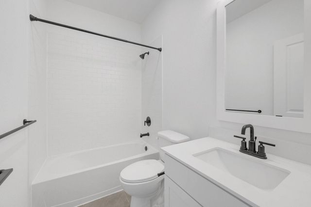 420 East Rose Marie Lane, Montgomery, TX 77356
