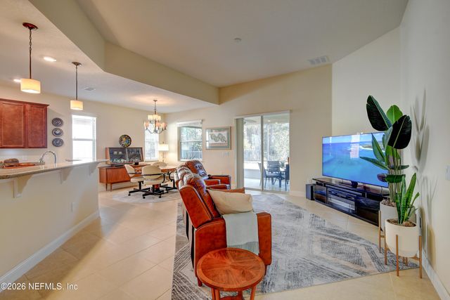 21 PARK PLACE Circle, Palm Coast, FL 32164