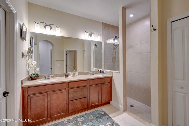 21 PARK PLACE Circle, Palm Coast, FL 32164