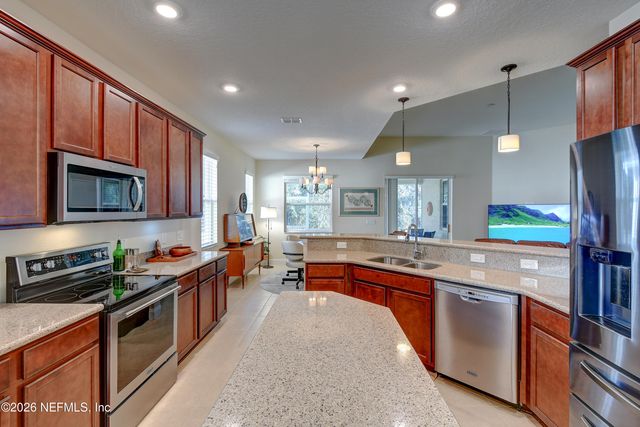 21 PARK PLACE Circle, Palm Coast, FL 32164