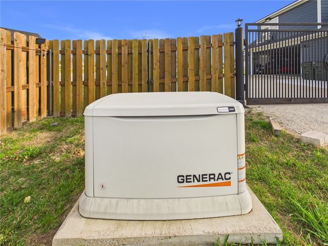 831 Mimosa Lane, Franklin, TX 77856