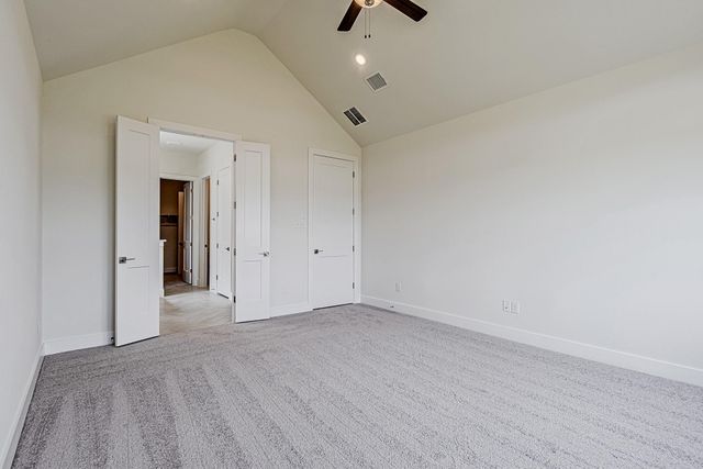 161 Peninsula Point Drive, Montgomery, TX 77356
