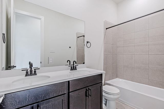 161 Peninsula Point Drive, Montgomery, TX 77356