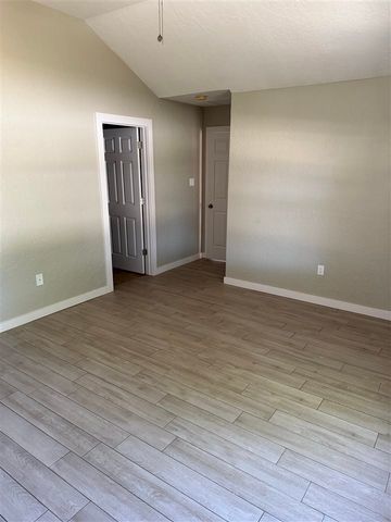 614 Auba Jane Cir, Cache, OK 73527