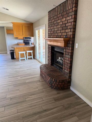 614 Auba Jane Cir, Cache, OK 73527