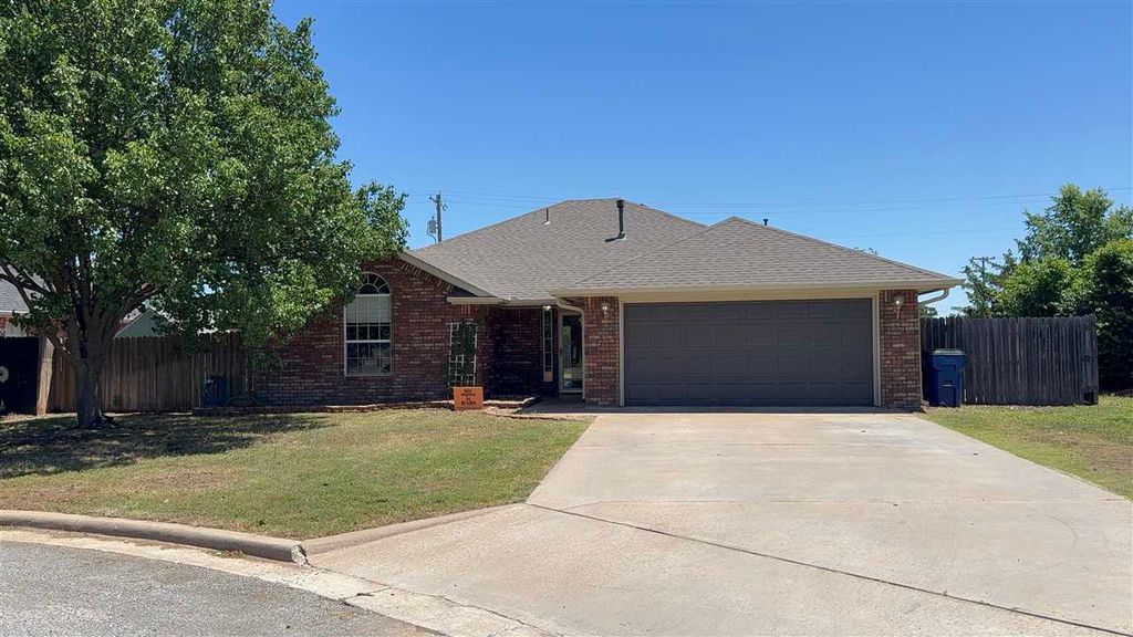614 Auba Jane Cir, Cache, OK 73527
